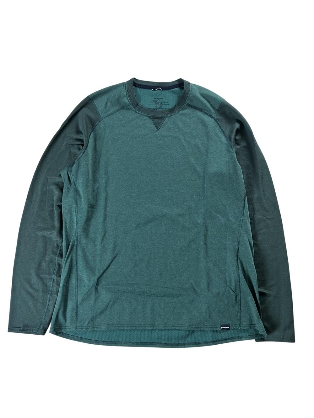Patagonia Shirt Mens M Green Tagless Moisture Wicking Long Sleeve Crew Neck
